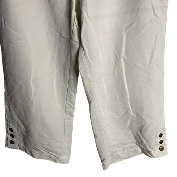 NWT Khakis & CO Women's Lightly Tan Capris Pant - Picture 3 of 11